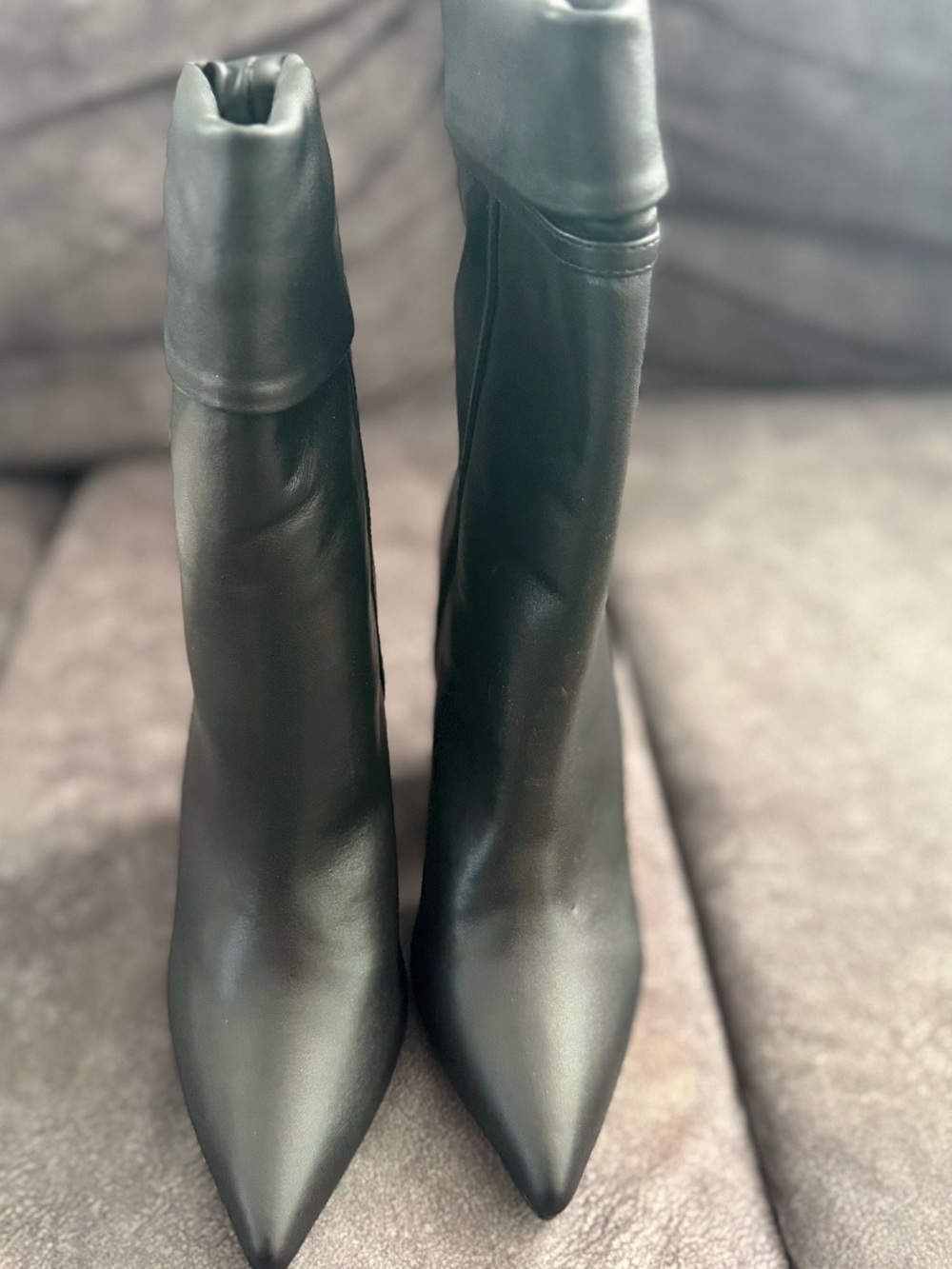 Saint Laurent Black Leather Fold-Over Pointed-Toe Mid-Calf Boots (45) - Picture 7 of 9